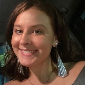 Meet your Posher, Gabby